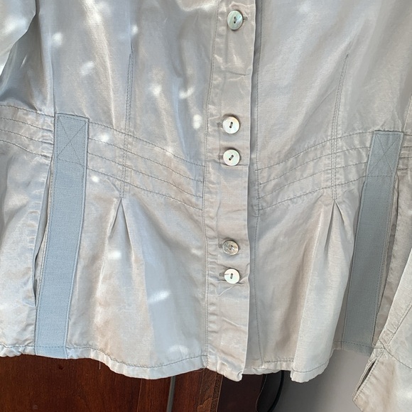 Silver (not too shiny) rad top with pockets. Degrade size M/L - Picture 8 of 9